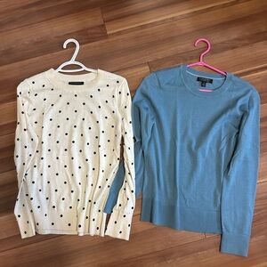 Set of 2 Banana Republic crew neck sweaters